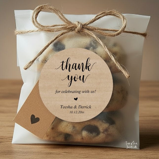 Adesivo Redondo Janto Russo Moderno De Casamento Obrigado Presente (Modern Rustic Wedding Dinner Thank You Gifts Classic Round Sticker cute heart Brown Wood)