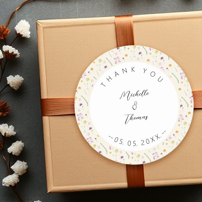 Adesivo Redondo Jardim de fadas de flores selvagens do País (Criador carregado)