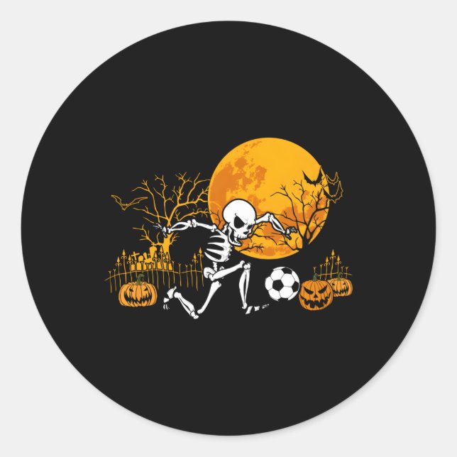 Adesivo Redondo Jogador de futebol do Halloween do Skeleton (Frente)