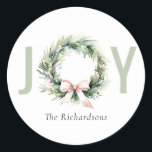 Adesivo Redondo Joy Blush Green Christmas Wreath Watercolor<br><div class="desc">Se precisar de mais alguma personalização,  por favor,  sinta-se à vontade para me enviar uma mensagem em yellowfebstudio@gmail.com.</div>