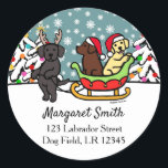 Adesivo Redondo Labrador Puppies Sleigh Christmas Return Endereço<br><div class="desc">Labrador Puppies Sleigh Christmas Return Address Sticker para as férias! O Whimsy e fofo Cartoon Labrador Retriever criou Naomi Ochiai do Japão. Bom para amantes de cães que amam cães Labrador.</div>