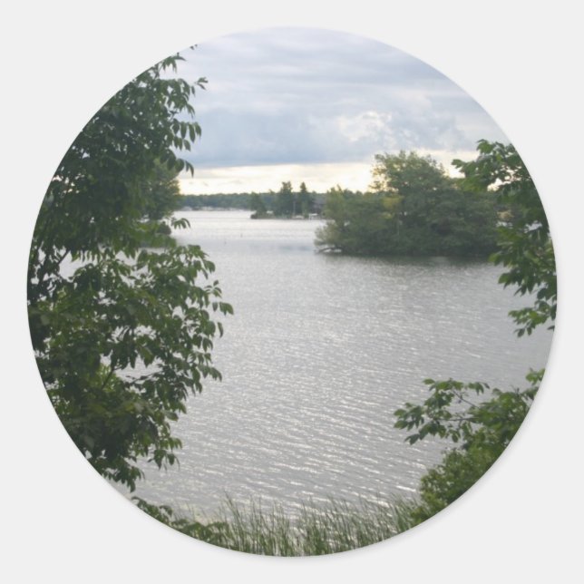 Adesivo Redondo Lago De Beauty Sticker (Frente)