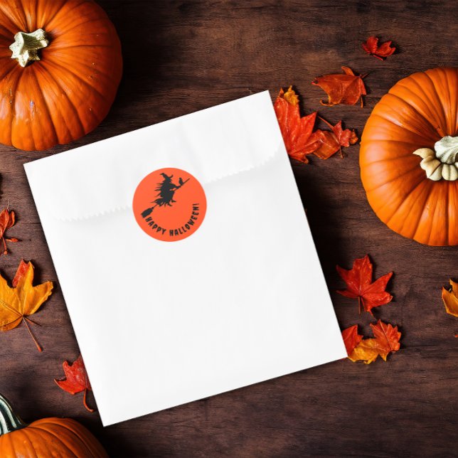 Adesivo Redondo Laranja preto de bruxa-negra feliz (Criador carregado)