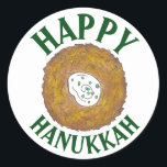 Adesivo Redondo Latkes Feliz Hanukkah Chanukah Feriados Judeus<br><div class="desc">Design apresenta um marcador original ilustrativo de uma deliciosa panqueca de batata latke revestida com creme azedo, um grampeador na cozinha de férias judaica. Ideal para comemorações de Hanukkah! Este design de latas de Chanukah também está disponível em outros produtos. Muitos designs adicionais estão também disponíveis neste compro! Não vê...</div>