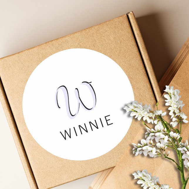 Adesivo Redondo Lavanda Elegante Inicial Nome Preto | Moderno  (Criador carregado)