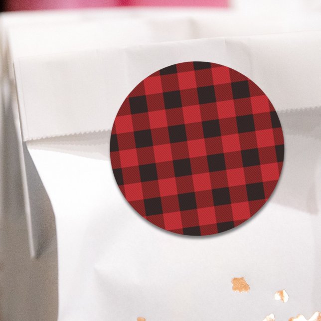 Adesivo Redondo lenhador rústico de inverno xadrez vermelho de búf (rustic winter lumberjack red buffalo plaid party classic round sticker)