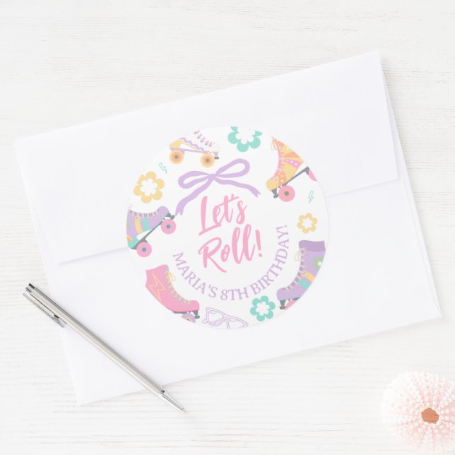 Adesivo Redondo Lets Roll Roller Skate Retro Girl Birthday Pastel (Envelope)