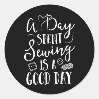 Adesivo Redondo Levantamo-nos juntos, Dia Internacional da Mulher6