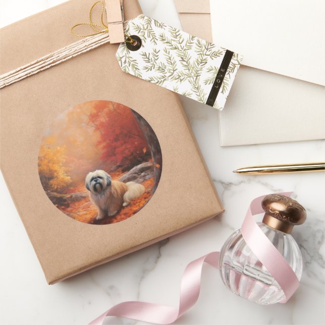 Adesivo Redondo Lhasa Apso no outono Folhas caem inspiração (Presentear)