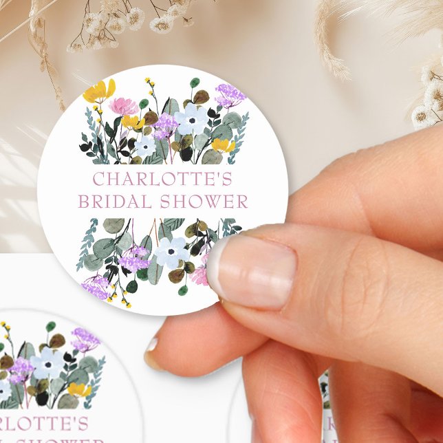 Adesivo Redondo Lindo Chuveiro de Noiva de Gramado com Flores Silv (Bridal Shower sticker from my Wildflower Lawn Bridal Shower collection)