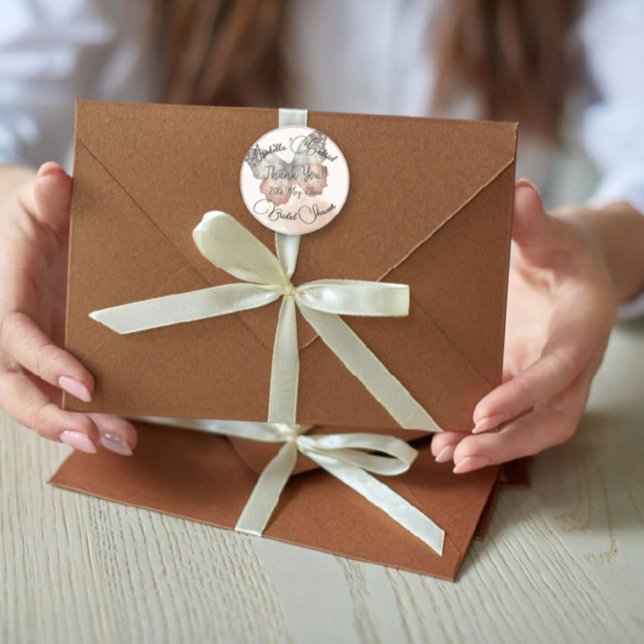 Adesivo Redondo Lindos Agradecimentos para Chá de Noiva Borboleta (Criador carregado)