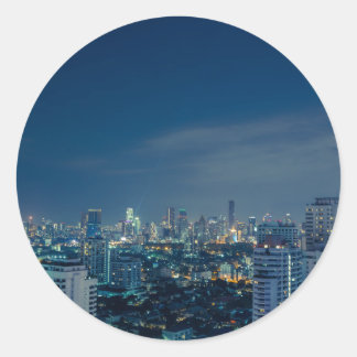Adesivo Redondo Linha do horizonte de Bangkok em panorama noturno