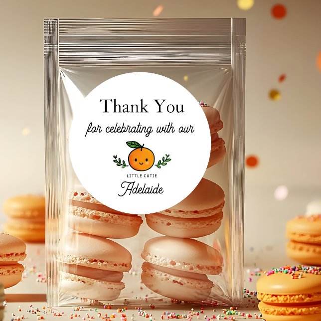 Adesivo Redondo Little Cutie Sticker Birthday Party Decor (Criador carregado)