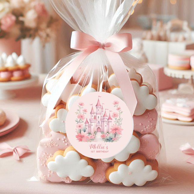 Adesivo Redondo Little Girls primeiro aniversario Pink Castle Prin (Pink castle little girl's princess party sticker)