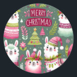 Adesivo Redondo Llama Felry Christmas<br><div class="desc">Adicione um toque de choradeira aos seus presentes de férias e envie cartas com estes adesivos cor-de-rosa e verde de Natal Feliz, </div>