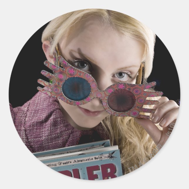 Adesivo Redondo Luna Lovegood Peeks Sobre Óculos (Frente)