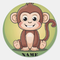 Macaco bebê bonito com um grande sorriso verde