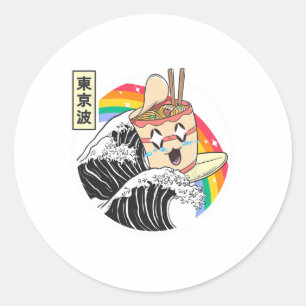 Adesivo Redondo Macarrão Instantâneo Surfando Onda Japonesa Arco-Í