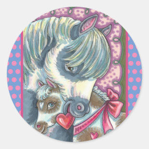 ADESIVO REDONDO MÃE PONY E SEU NAMORADOS FILMADO, CAVALO