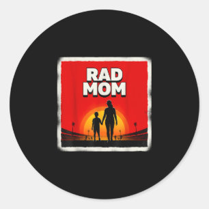 Adesivo Redondo Mãe radical mãe e filho mãe futebolista pôr do sol