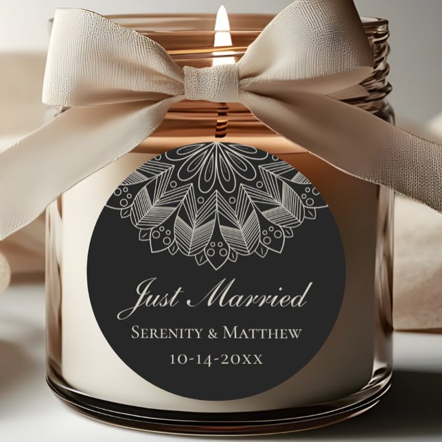 Adesivo Redondo  Mandala Indian Boho Black Just Married Wedding (Criador carregado)