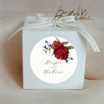 Adesivo Redondo Marinho Rustic Burgundy Floral Wedding Favor<br><div class="desc">Tema floral russo favorece adesivo com ilustração aquosa de flores de pénia marinho e burgundy com verde.</div>