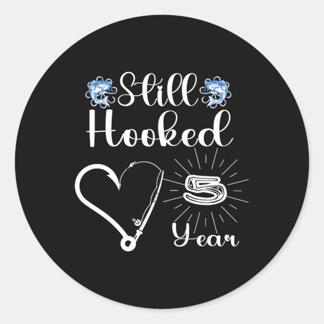 Adesivo Redondo Married 5 Years - Fishing Couple - 5th Wedding Ann (Frente)