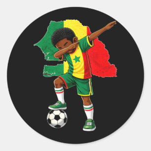 Adesivo Redondo Menino do Senegal com Jersey de Futebol Dabbing Me