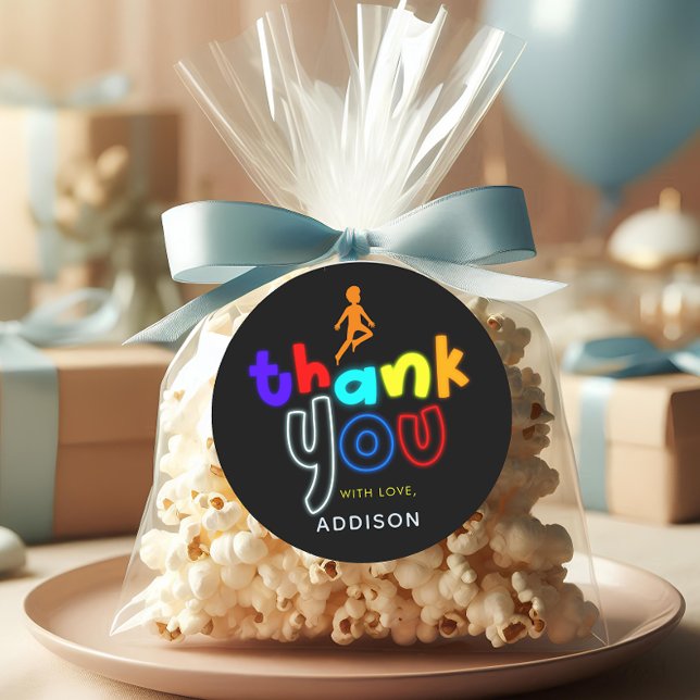 Adesivo Redondo Meninos Legal Jump Neon Trampoline Favor de Aniver (Criador carregado)