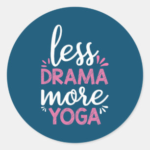 Adesivo Redondo Menos Drama Mais Yoga Karma Frases design