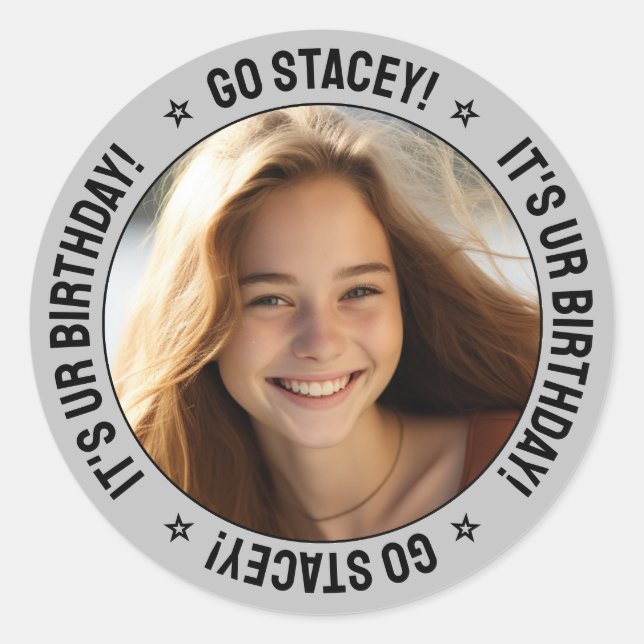 Adesivo Redondo Mensagem Personalizada de Aniversário, Nome e Foto (Frente)