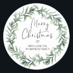 Adesivo Redondo Merry Christmas Gift Label Greenery Wreath Sticker<br><div class="desc">Está quase no Natal! Hora de planejar o seu presente para o feriado, não esqueça os seus palitos de Natal personalizados! Na moda e belos estes autocolantes de Natal personalizados são perfeitos para as Etiquetas de Presente de Natal ou como selos de envelopes nos seus Cartões de natal de Natal...</div>