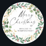 Adesivo Redondo Merry Christmas Gift Label Greenery Wreath Sticker<br><div class="desc">Está quase no Natal! Hora de planejar o seu presente para o feriado, não esqueça os seus palitos de Natal personalizados! Na moda e belos estes autocolantes de Natal personalizados são perfeitos para as Etiquetas de Presente de Natal ou como selos de envelopes nos seus Cartões de natal de Natal...</div>