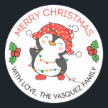 Adesivo Redondo Merry Christmas Lights Penguin Stickers Labs<br><div class="desc">Ilumine a sua época de férias com este adorável Pau de Natal Feliz. Este adesivo redondo apresenta um pinguim incrivelmente bonito cercado por luzes cintilantes, trazendo um toque animador para as suas decorações de Natal. Perfeito para adicionar uma atmosfera acolhedora e festiva às suas cartas, presentes e projetos de férias...</div>