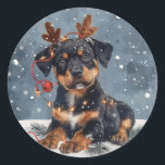 Adesivo Redondo Merry Christmas Rottweiler Dog Reindeer<br><div class="desc">Cães girinos bonitos vestidos para o Natal. Perfeito para amantes de animais de estimação ou pais de cães para o feriado.</div>