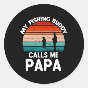 Adesivo Redondo Meu Companheiro de Pesca Me Chama de Papai Retro V