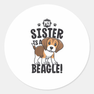 Adesivo Redondo Minha Irmã É Uma Garota De Camisa Beagle
