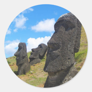 Adesivo Redondo Moai na Ilha de Páscoa de Rano Raraku