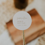 Adesivo Redondo Modern Chic Vintage Dourado S'more Love Stickers<br><div class="desc">Esses adesivos de amor do ouro moderno, que são mais quentes, são perfeitos para uma simples recepção de casamento. O design boho neutro apresenta uma tipografia rústica única e na moda boêmica em uma cor mínima de ouro e creme de marfim. Personalize as etiquetas adesivas com os seus nomes e...</div>
