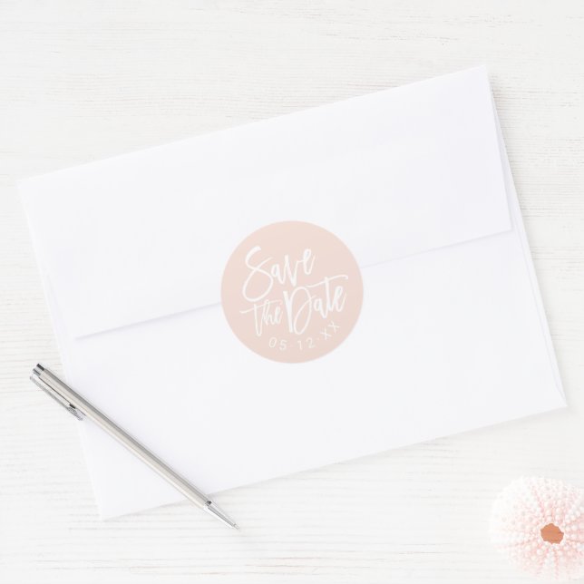 Adesivo Redondo Moderno Esmagado Espelhamento de Script Blush Casa (Envelope)