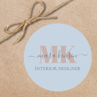 Adesivo Redondo Modert Mocha Mousse Monogram Dusty Blue