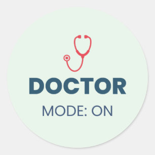 Adesivo Redondo Modo de Médico Ativado Design Médico Divertido