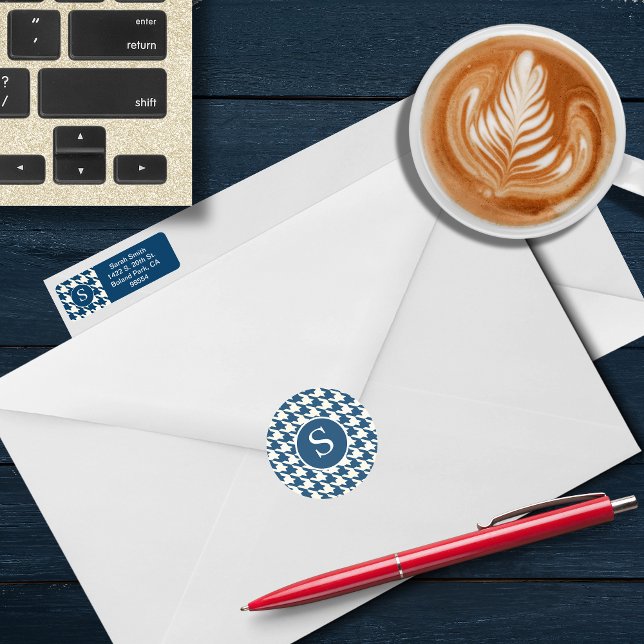 Adesivo Redondo Monograma Azul e Branco Moderno de Houndstooth (Criador carregado)