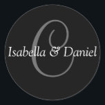 Adesivo Redondo Monograma C Selo de Casamento<br><div class="desc">Os presentes monográficos têm uma enorme seleção de selos de correio USPS personalizáveis, autocolantes de envelope, cartões de saudação, camisetas, chapéus, botões, ímãs e muito mais. Estes monogramas são excelente de enviar convites para casamento, Convites de festas de aniversário, anúncios de graduação, e festas de aniversário surpresa apenas para citar...</div>