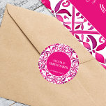 Adesivo Redondo Monograma de casamento de talavera, rosa, impresso<br><div class="desc">Magenta-rosa-quente Espanhol-Espanhol-Mexicano Talavera azulejo elegante monograma de casamento gravado adesivos modelo,  cores vibrantes e corajosas modernas Espanhóis Espanhóis de casamento adesivos vibrantes para envelopes ou favores com nomes de noivas e noivos</div>