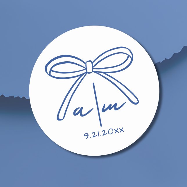 Adesivo Redondo Monograma de Casamento Imológico de Arco Desenho A (Blue Drawn Bow Whimsical Wedding Monogram Classic Round Sticker)