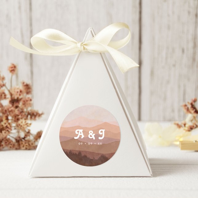 Adesivo Redondo Monograma de Casamento Rosa e Montanhas Retro (Criador carregado)