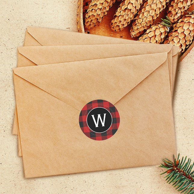 Adesivo Redondo Monograma de Xadrez Negra e Vermelha de Buffalo (Buffalo Red and Black Plaid Monogram Classic Round Sticker)