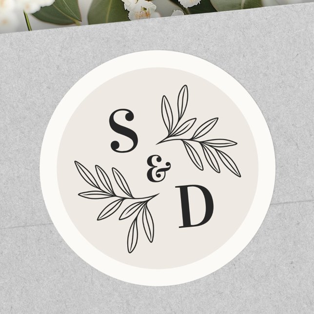 Adesivo Redondo Monograma leve do legado ao casamento de marfim ne (Elegant monogram light tan neutral ivory wedding classic round sticker)