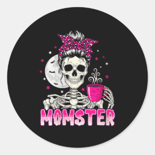 Adesivo Redondo Monstro da Mamãe Caveira Amante de Café do Hallowe